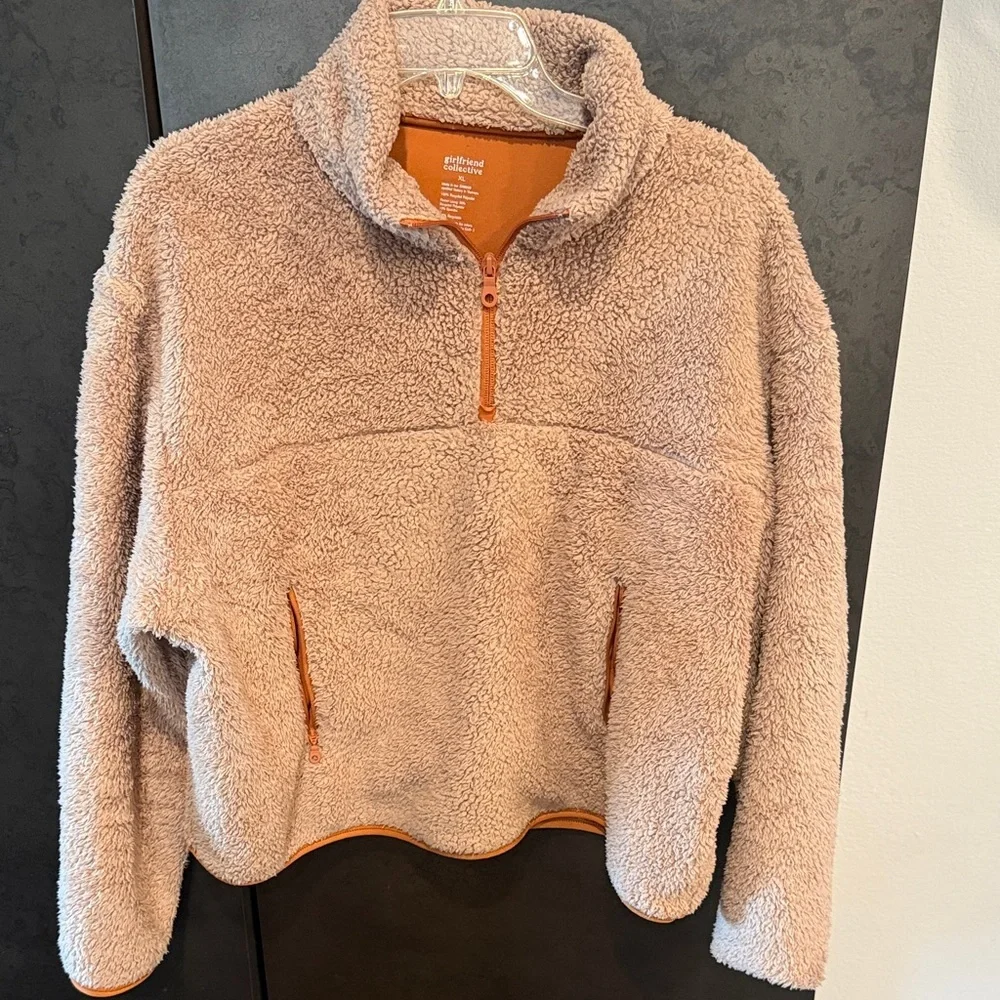 Girlfriend Collective Tan Puffer Jacket - Picture 1 of 5